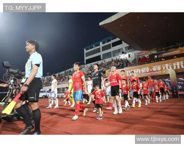 足球明星尴舞现场大曝光 技巧与节奏碰撞引发热议